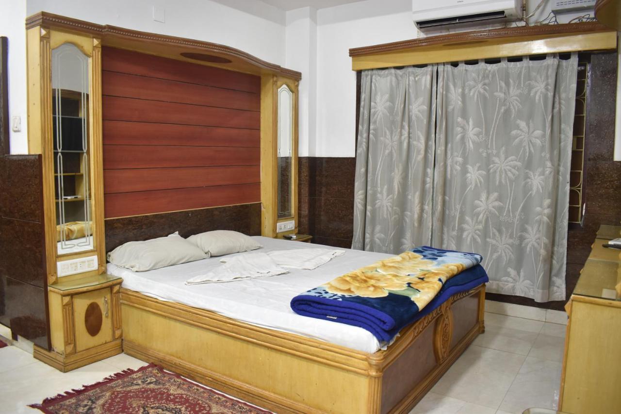 Hotel Suraj Balasore Exteriér fotografie
