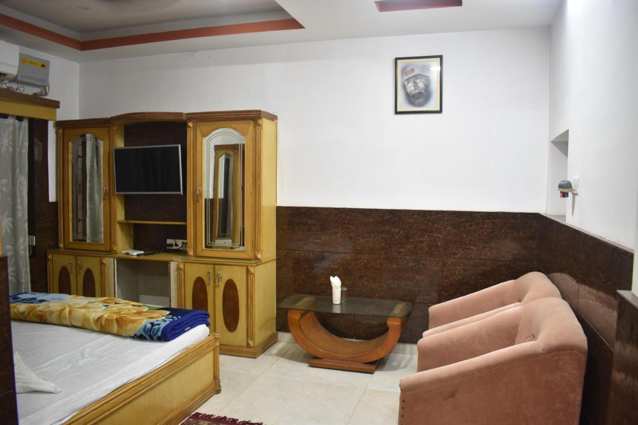 Hotel Suraj Balasore Exteriér fotografie